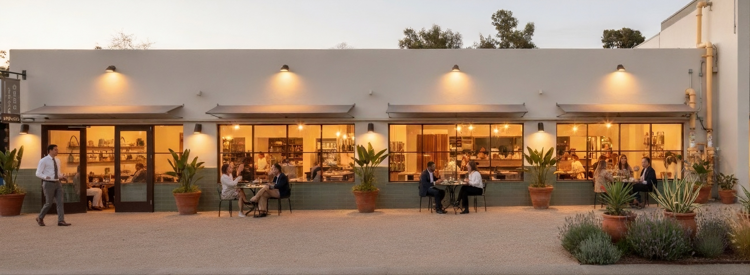 444 South Cedros — exterior dining at dusk